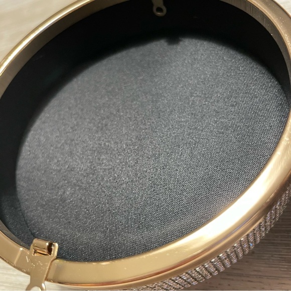 💎 Black Bucket Bag/Purse w/Chain | Rhinestones, Shimmery, Classy | Crossbody - Picture 4 of 8